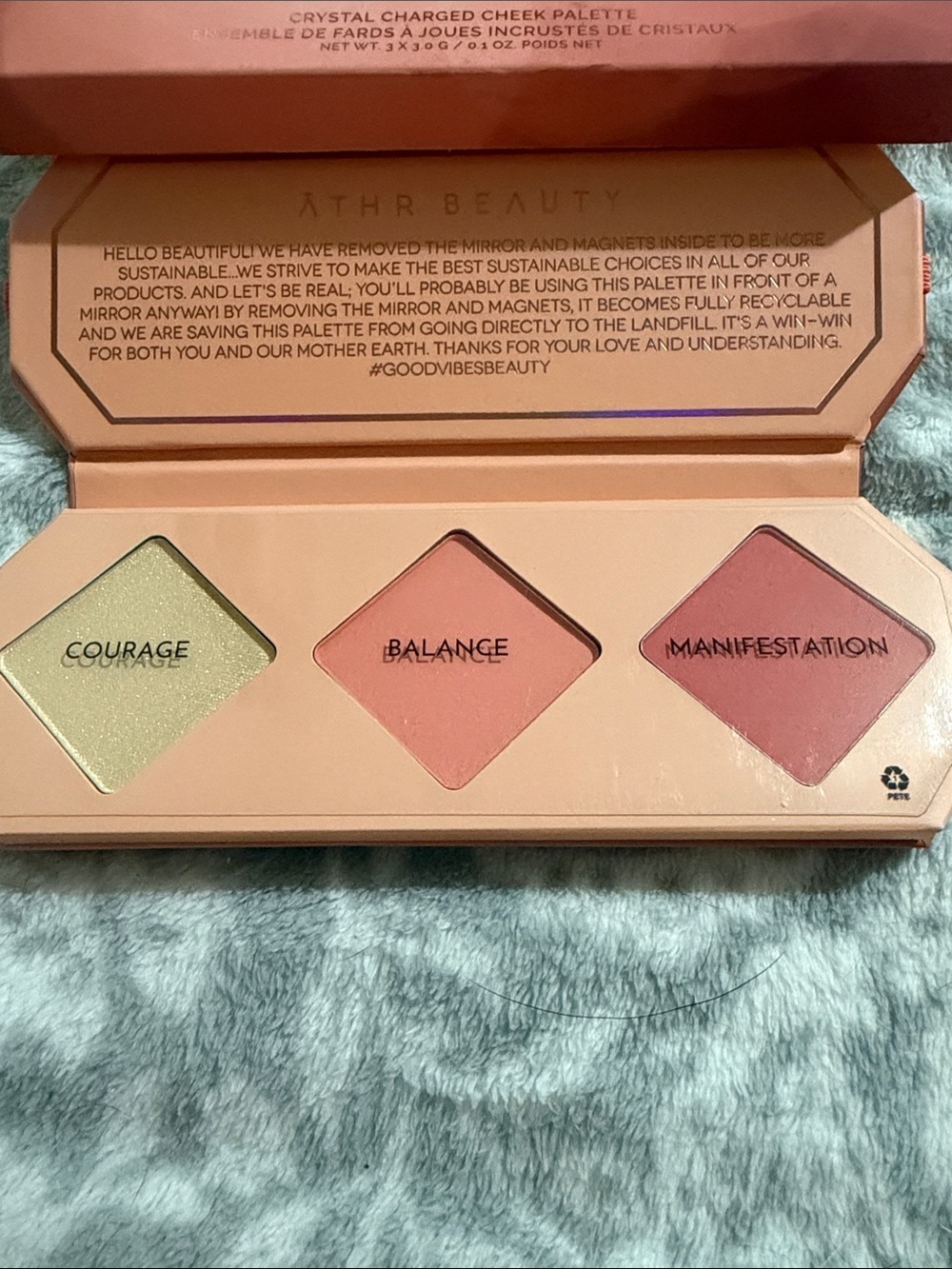 Crystal Charged Cheek Palette — Peachy Coral Blush - Picture 6 of 11